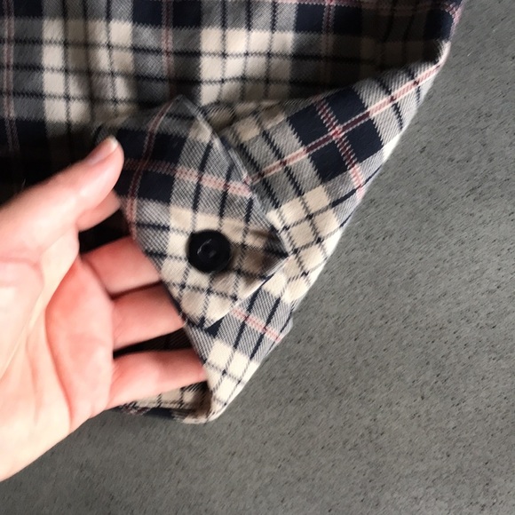 Vntg Plaid Mid-Rise Bermuda Shorts - Picture 4 of 9